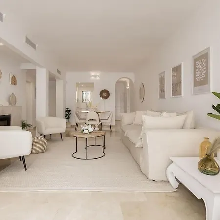 Apartment Gorgeous Renovated Near Golf And Sea Rdr373 *